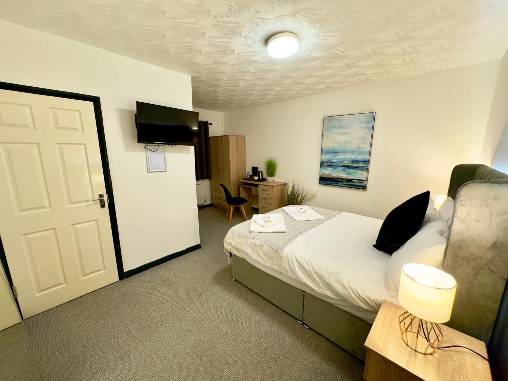 Coastal Park Accommodation Llanelli Bagian luar foto