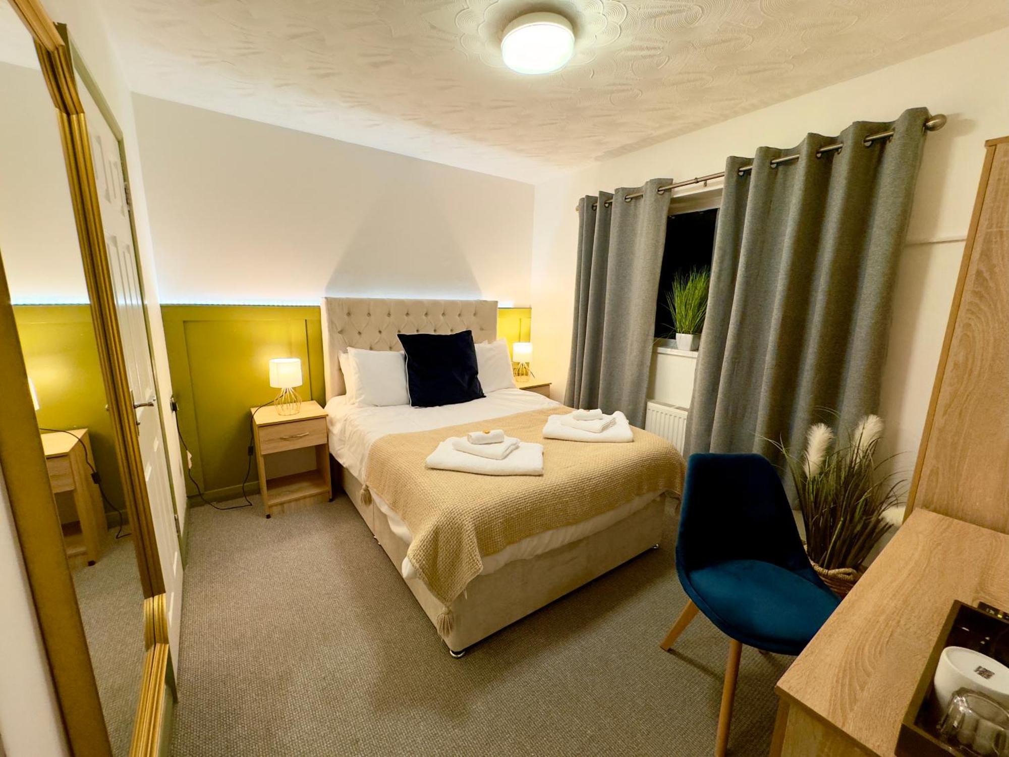 Coastal Park Accommodation Llanelli Bagian luar foto