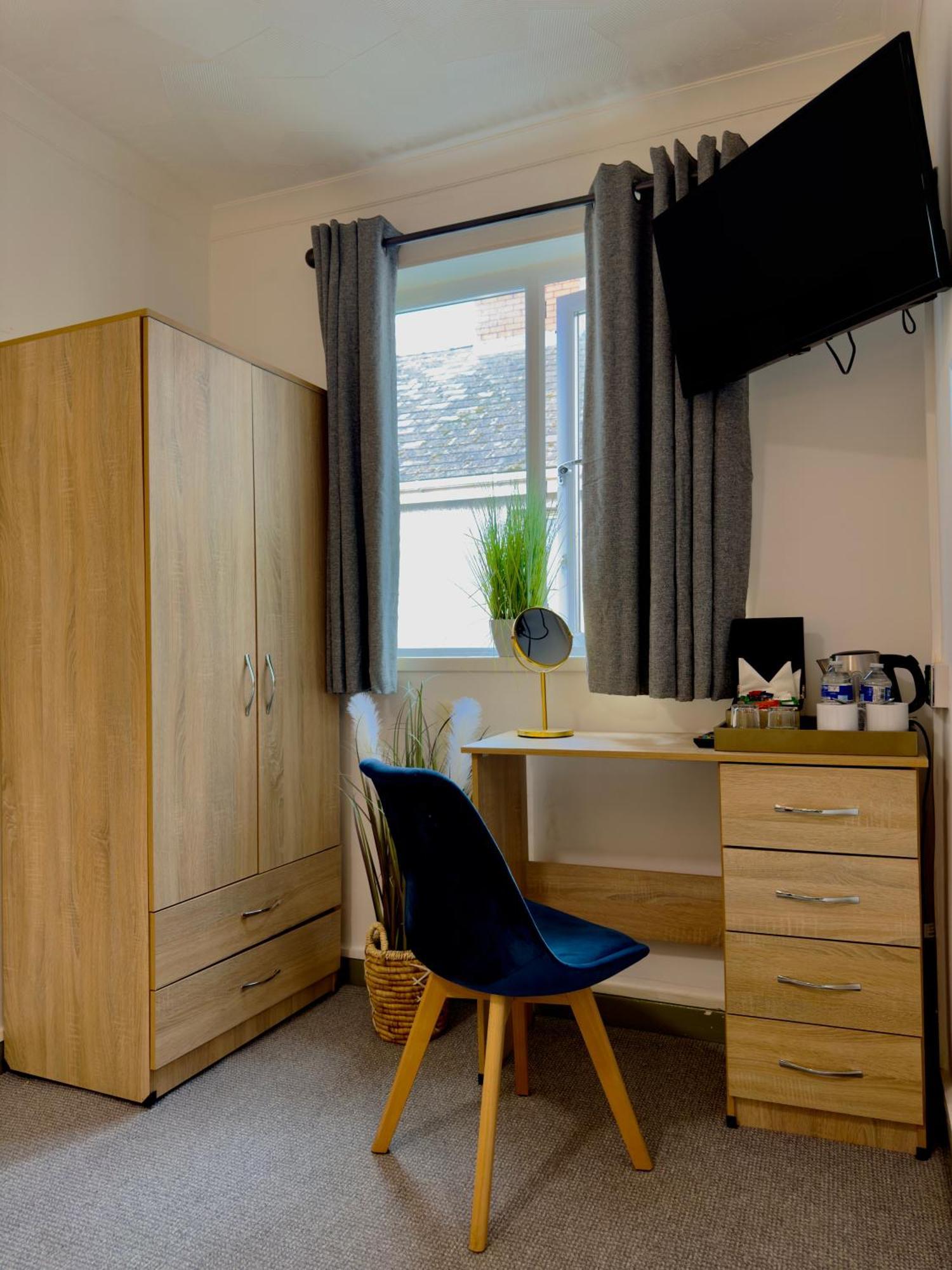 Coastal Park Accommodation Llanelli Bagian luar foto